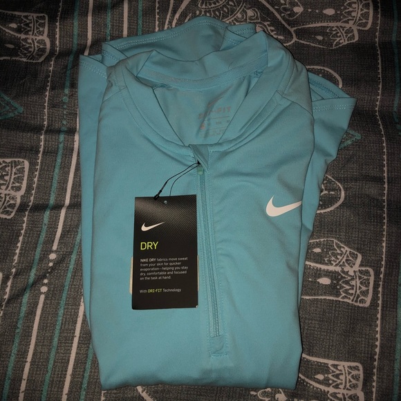 NWT Womens Nike Dri-Fit Activewear 3/4 Sleeve Top - Picture 2 of 8